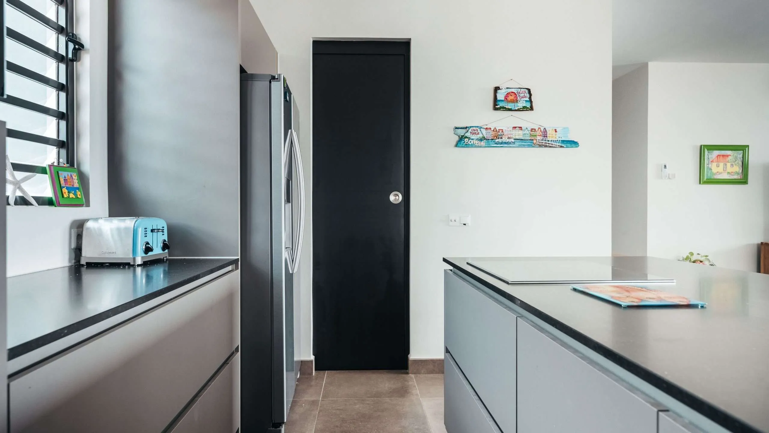 Holland House - Cape Marie 1401