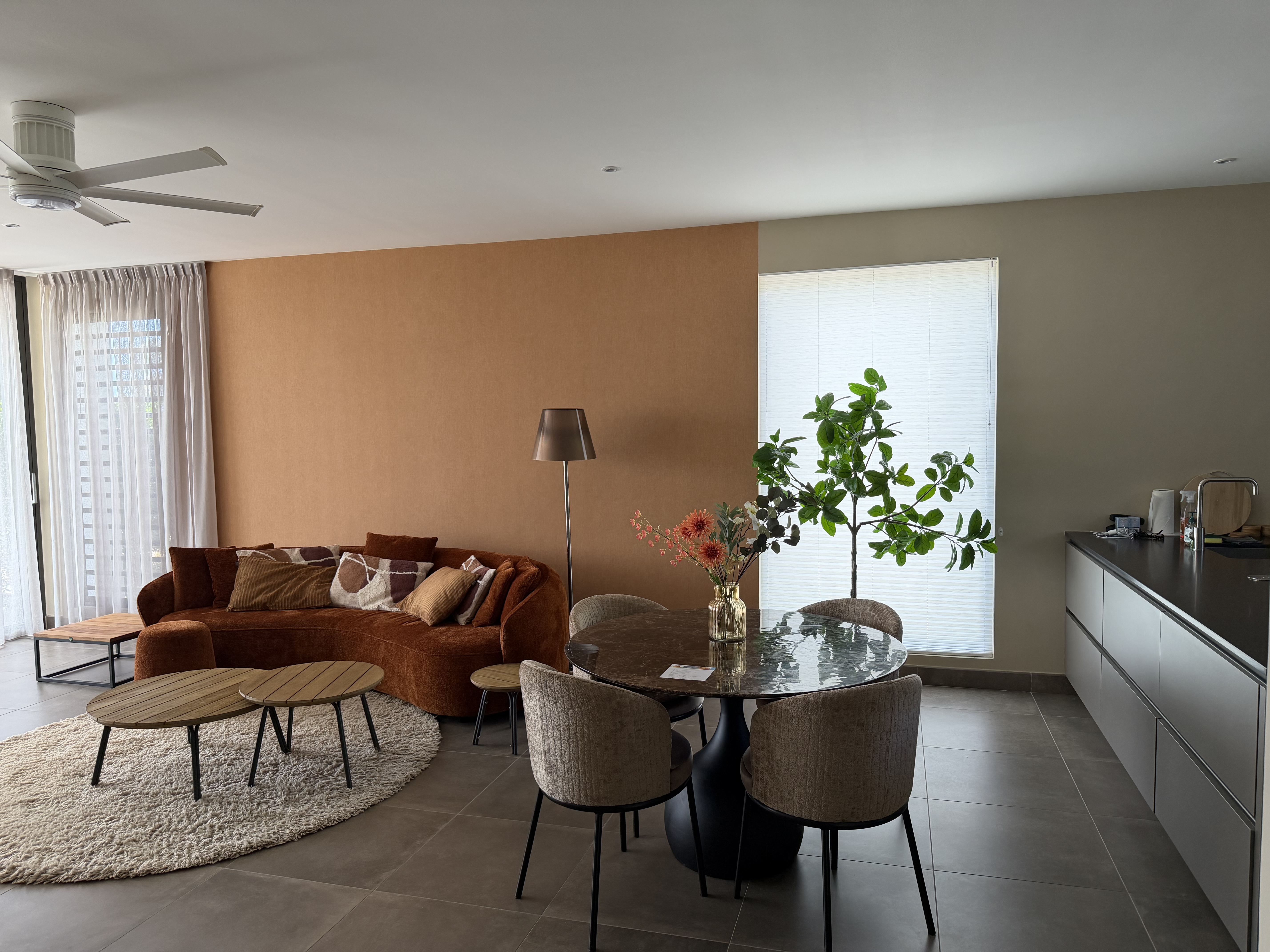 Holland House - Cape Marie 1401