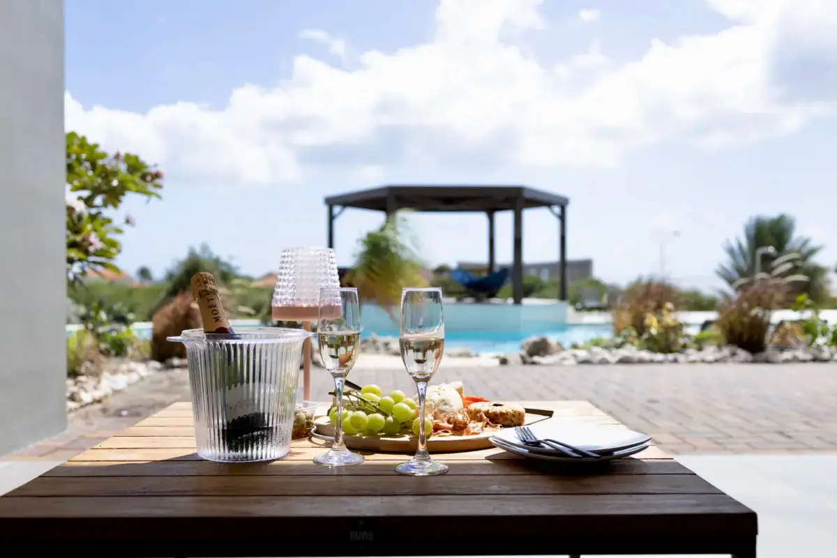 Holland House - Cape Marie 1401