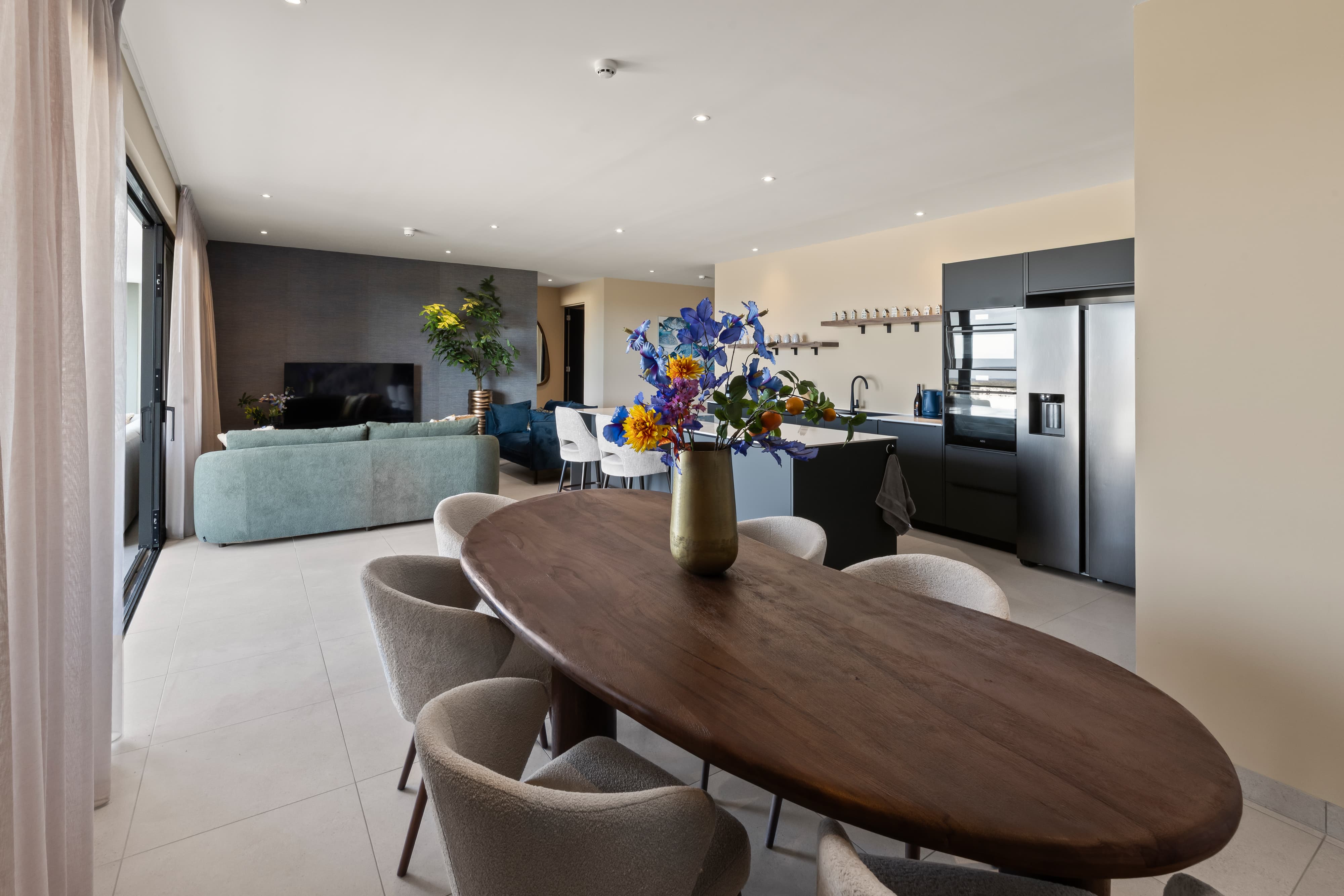 Holland House - Cape Marie C3