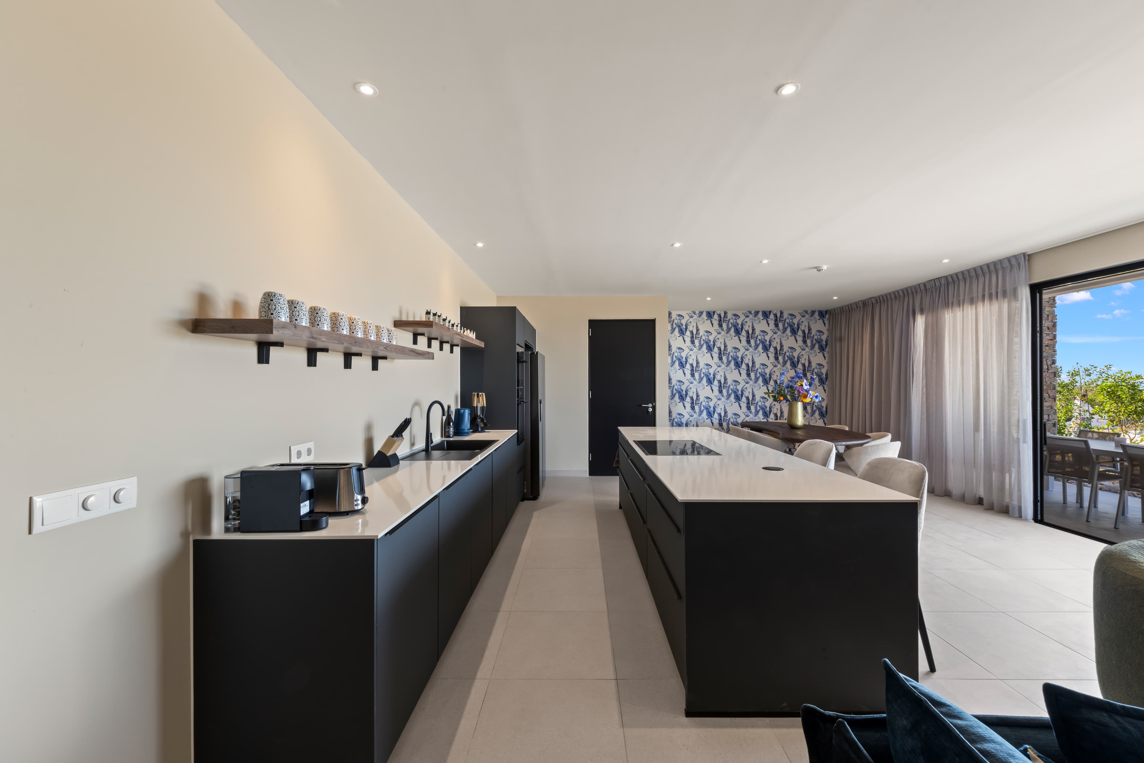 Holland House - Cape Marie C3