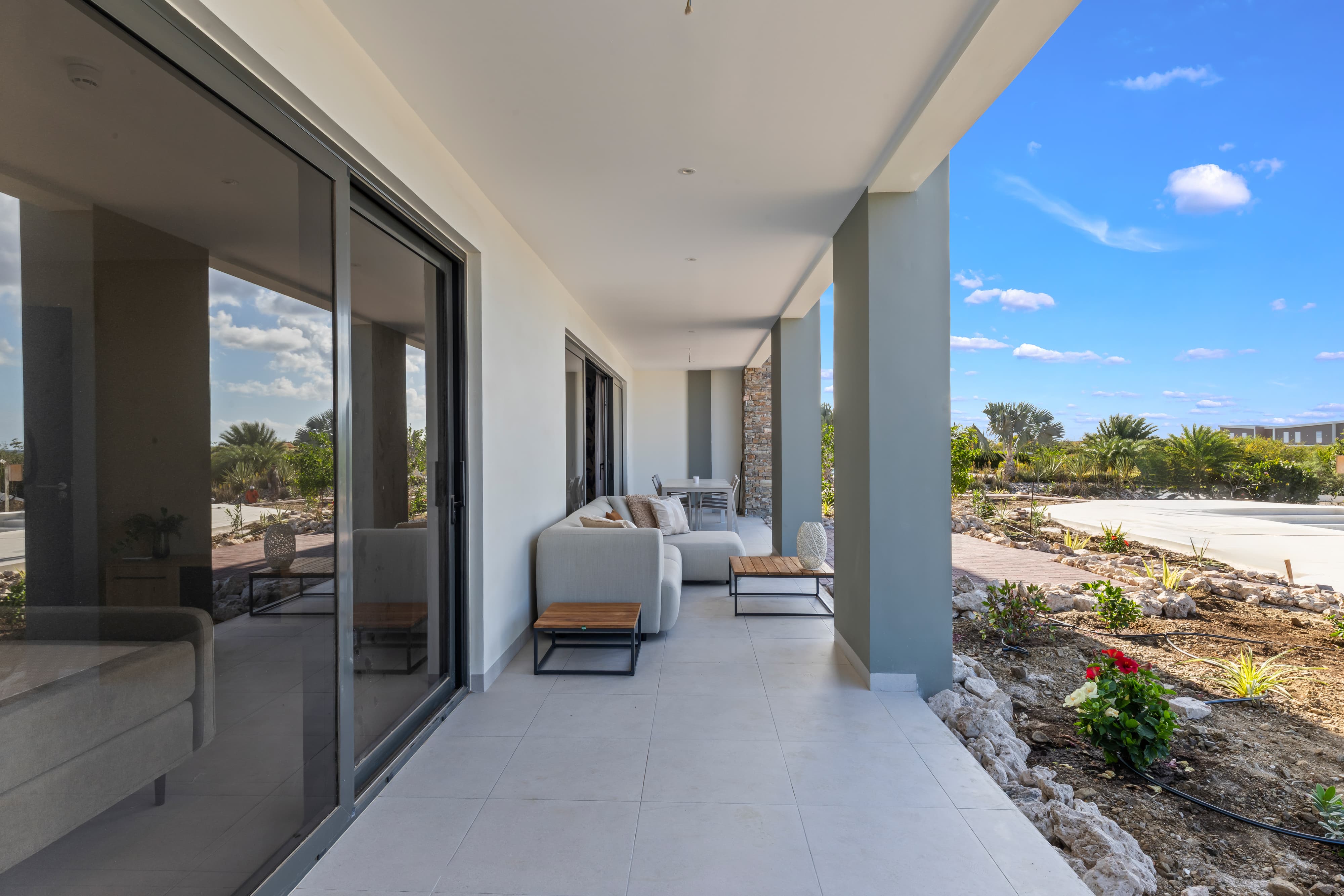 Holland House - Cape Marie C3