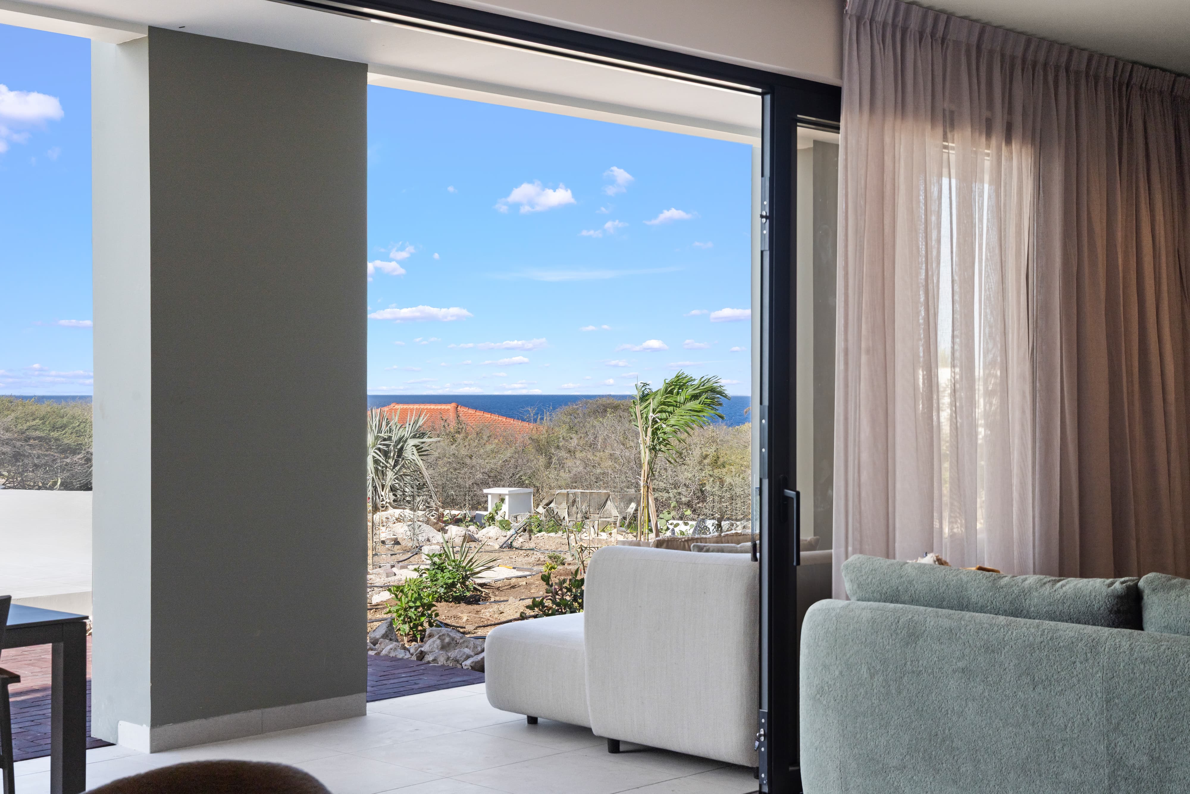 Holland House - Cape Marie C3