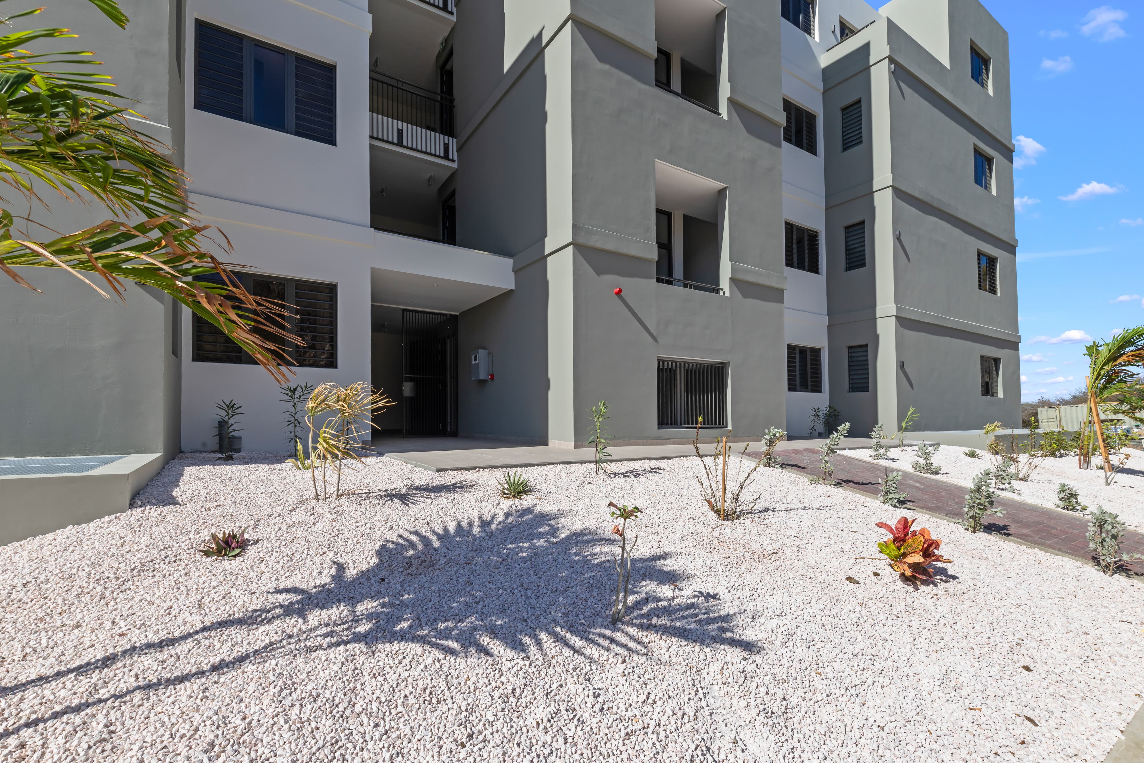 Holland House - Cape Marie C3