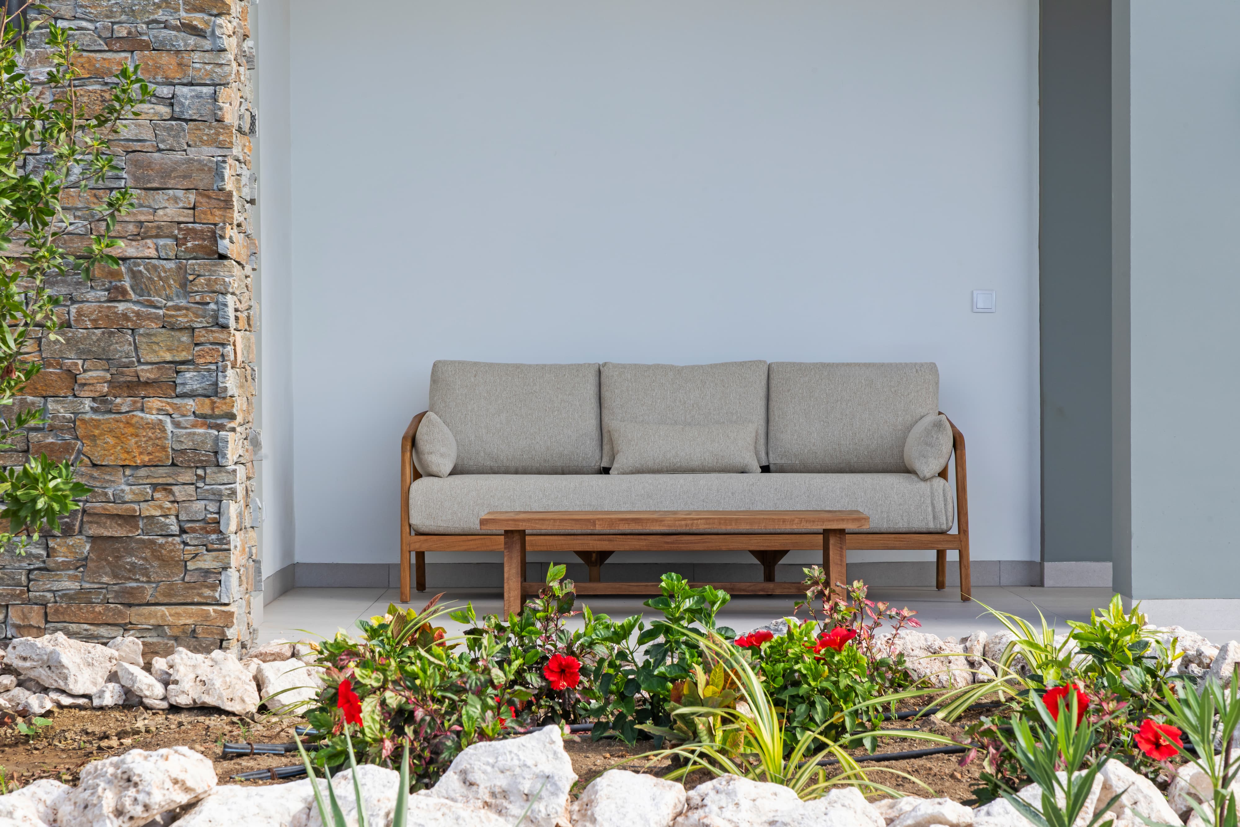 Holland House - Cape Marie C4