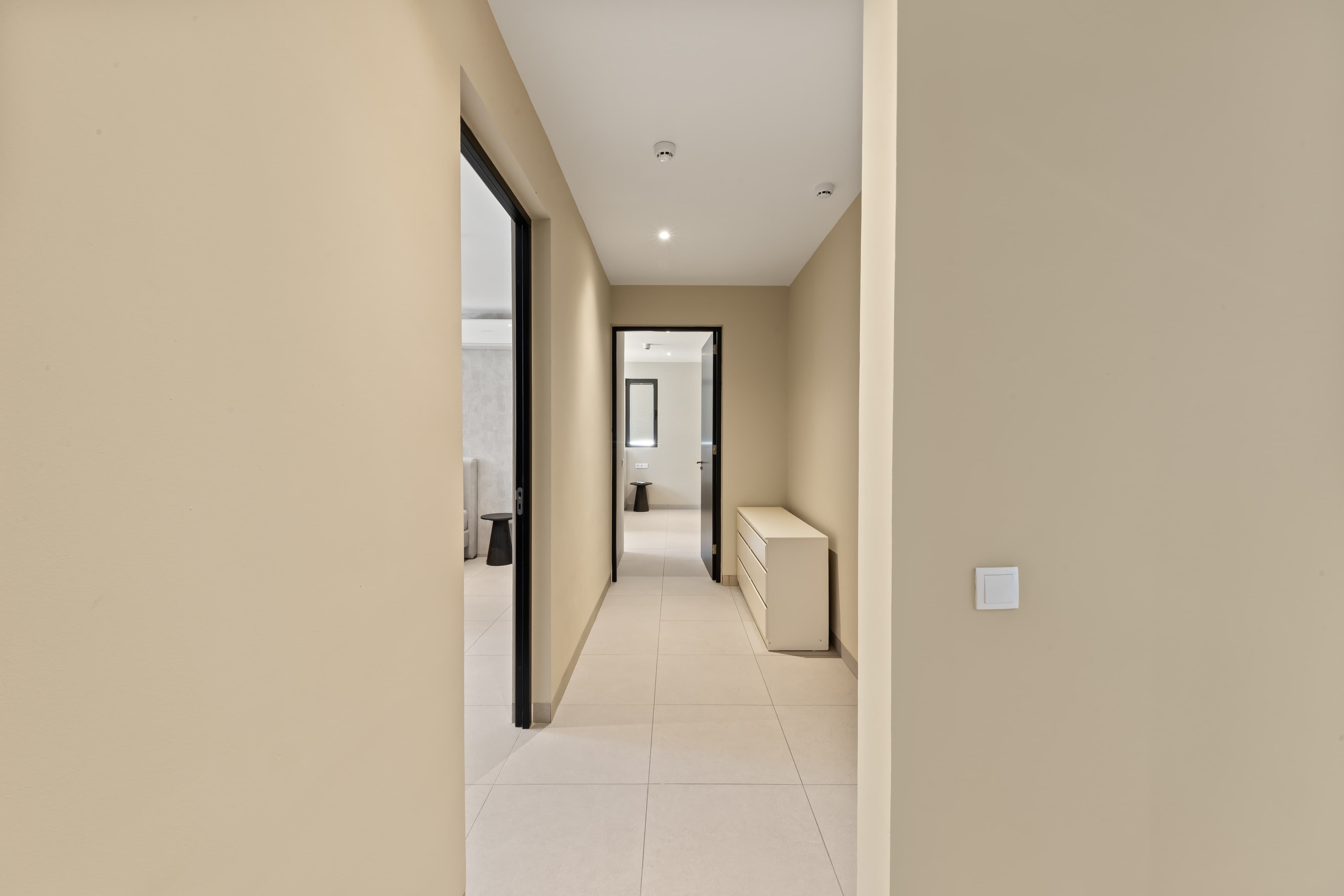 Holland House - Cape Marie C4