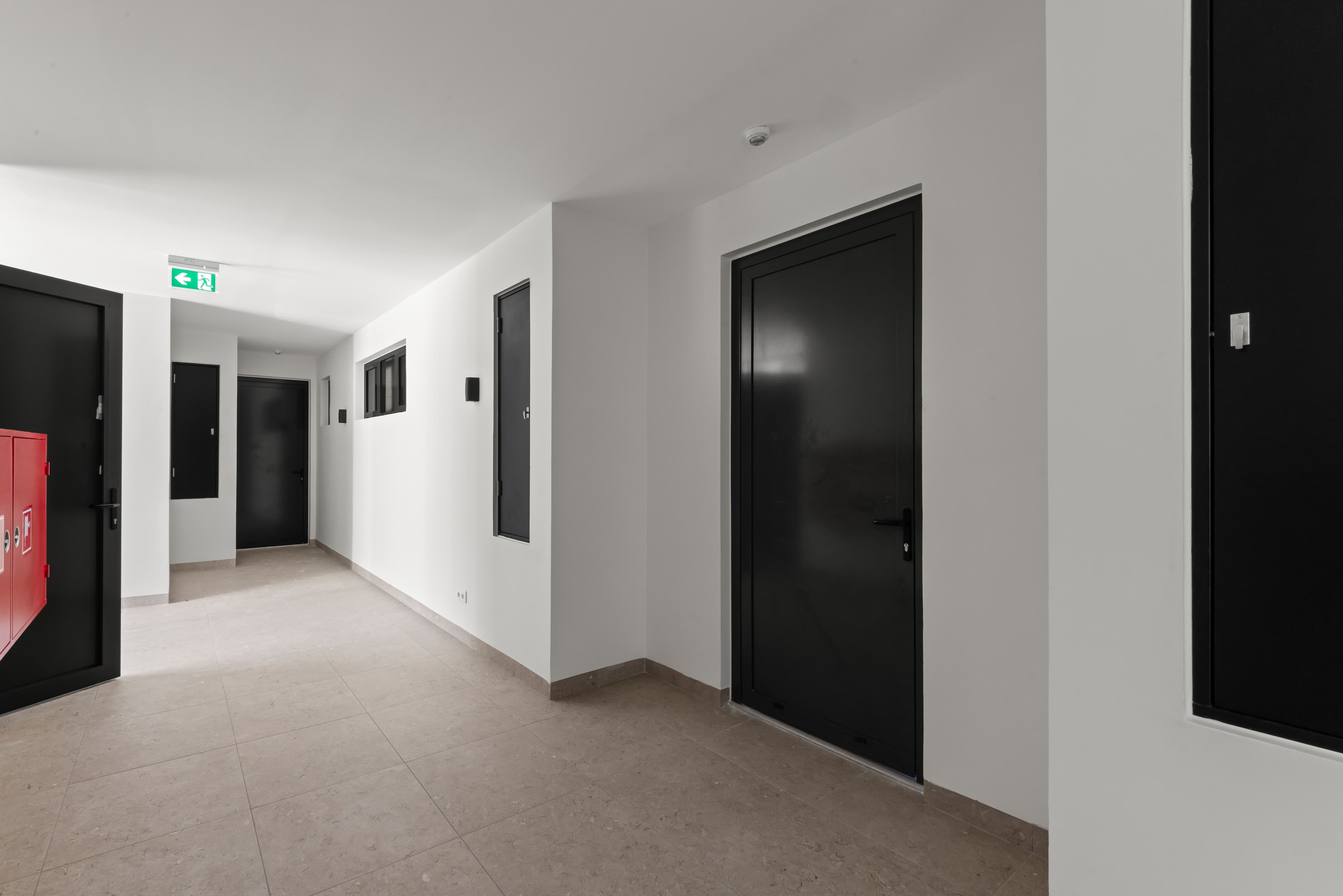 Holland House - Cape Marie C4